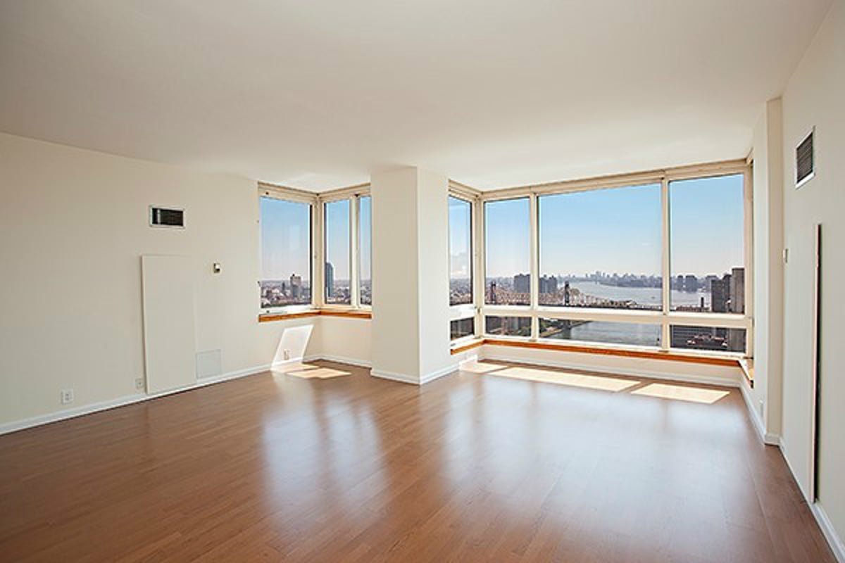 Photo for The Belaire - 524 East 72nd Street Condominium in Upper East Side, Manhattan