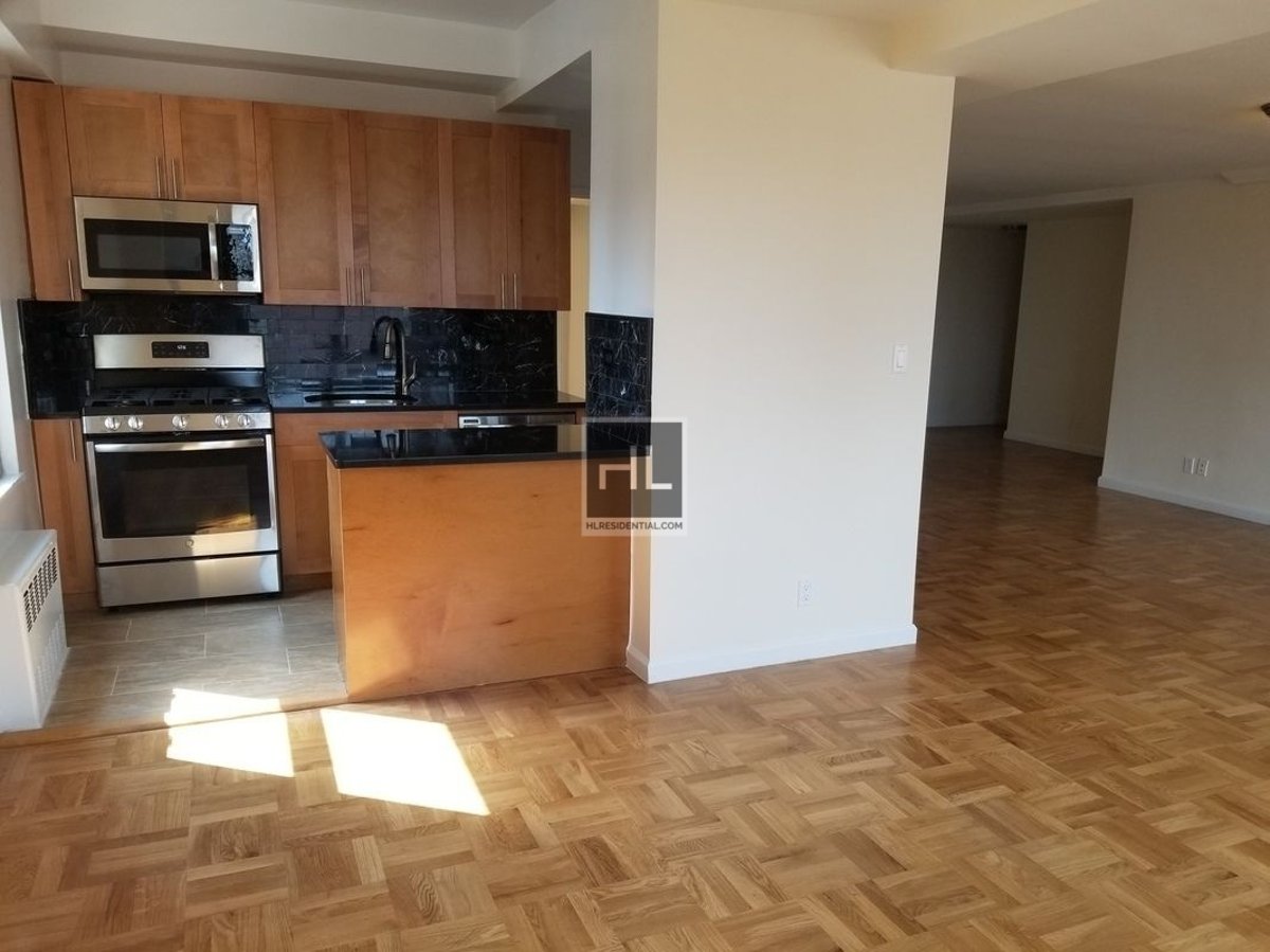 Photo for 250 East 63rd Street - 250 East 63rd Street Rental Building in Lenox Hill, Manhattan