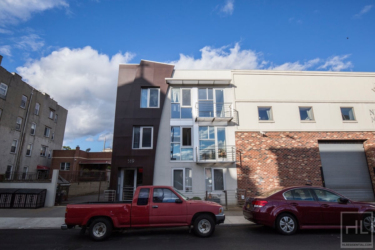 Beautiful Three Bedroom + 2BATH in South Slope/Gowanus Rental NYC