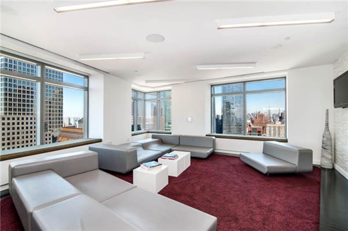 Photo for W Downtown Hotel & Residences - 123 Washington Street Condominium in Financial District, Manhattan