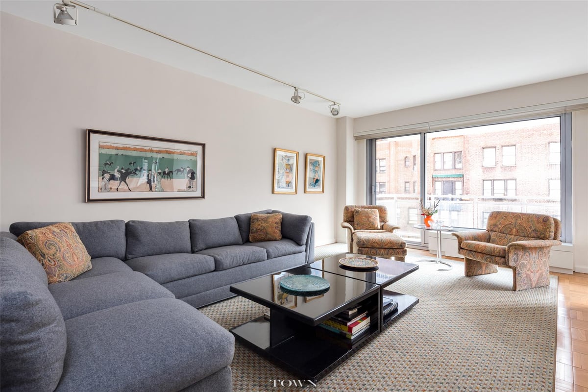 Photo for Plaza 400 - 400 East 56th Street Cooperative in Midtown East, Manhattan