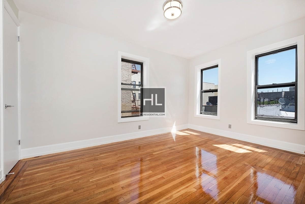 No Fee Sensational Newly Renovated 2 Bedroom in Prospect Lefferts Gardens, Minutes to Prospect