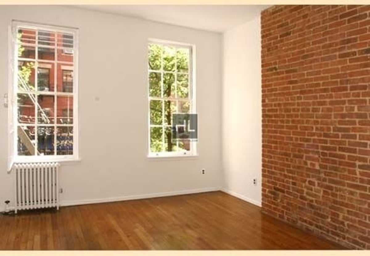 2 Bed 1 Bath on East 92nd Street Upper East Side Rental NYC Real