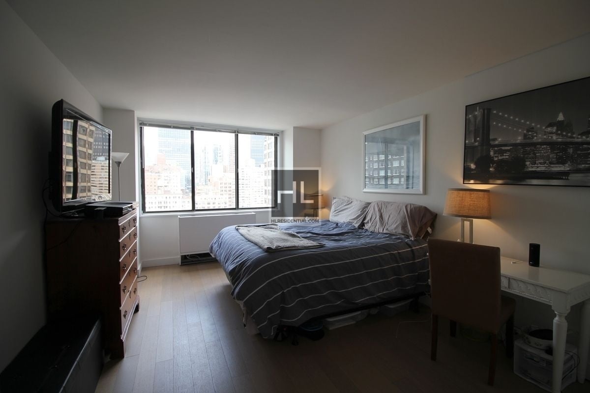 Photo for Lawrence Tower - 200 East 33rd Street Rental Building in Kips Bay, Manhattan