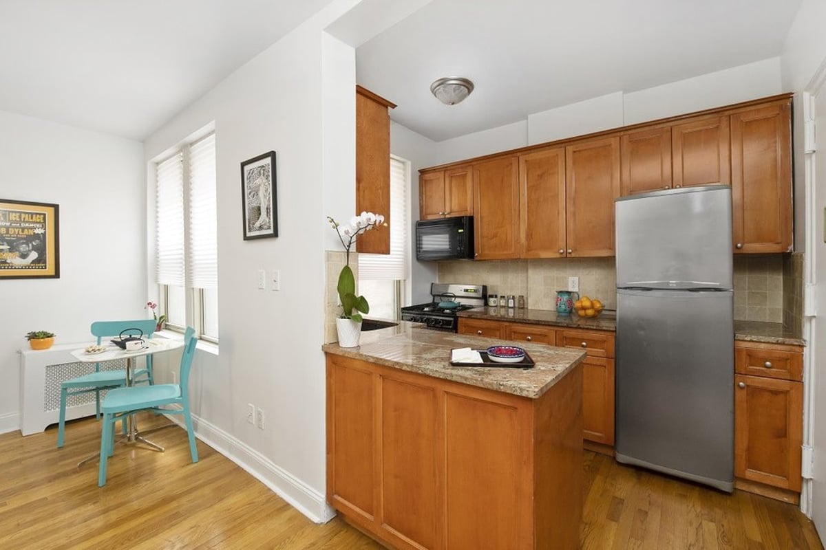 Photo for 233 West 21st Street - 233 West 21St Street Cooperative in Chelsea, Manhattan