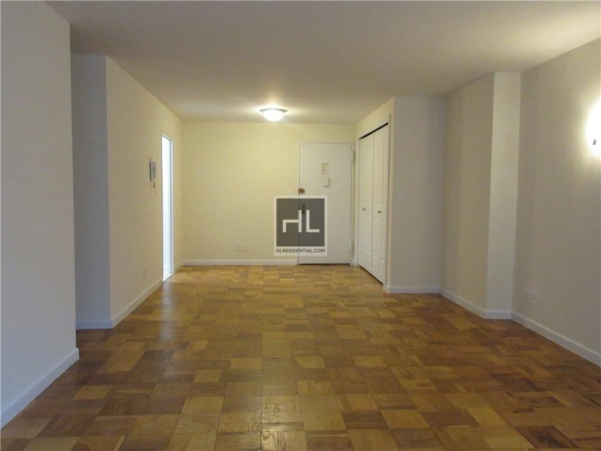 Photo for 250 East 63rd Street - 250 East 63rd Street Rental Building in Lenox Hill, Manhattan
