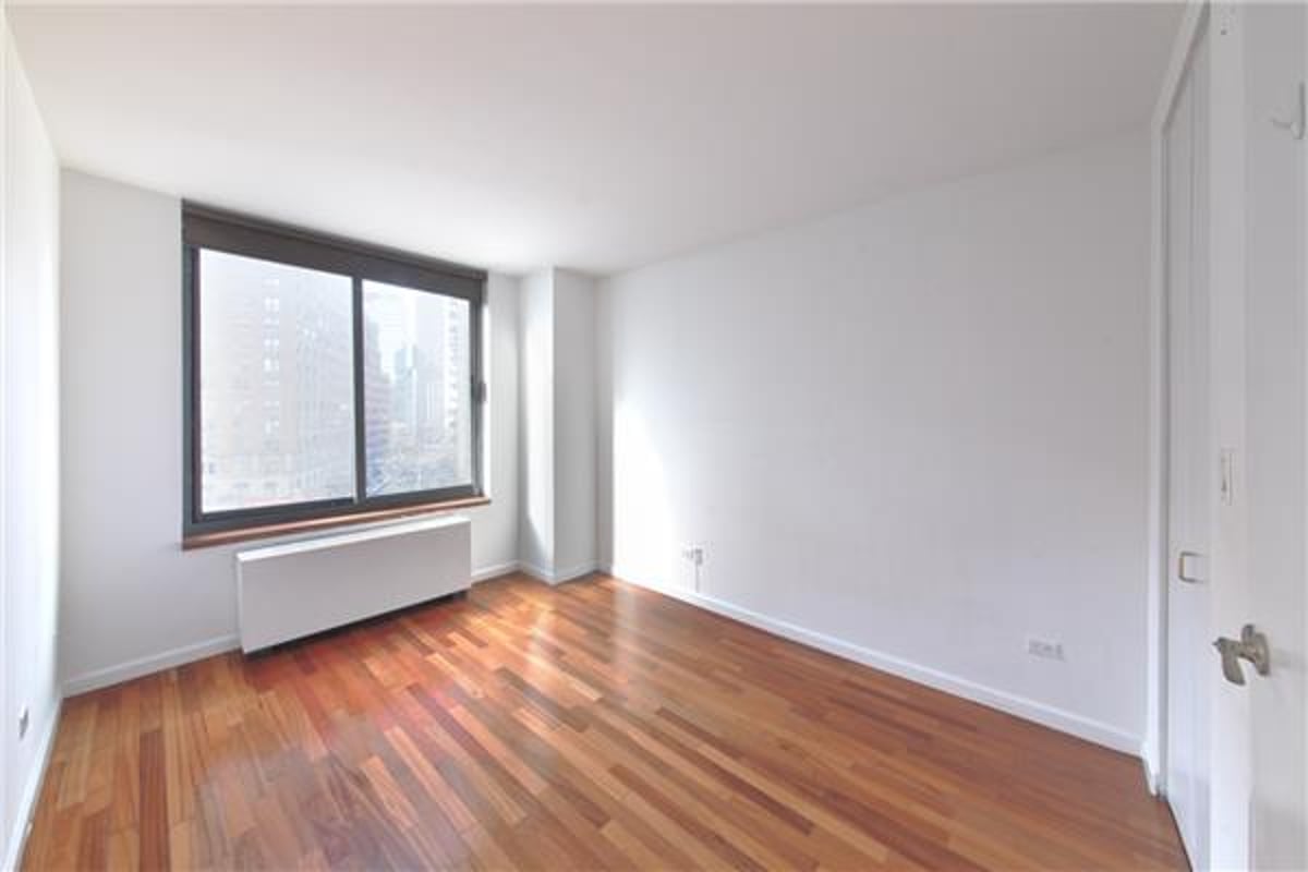 Photo for Coronado - 155 West 70th Street Condominium in Upper West Side, Manhattan