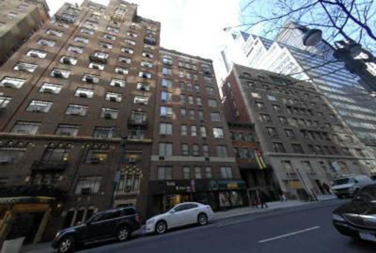 Photo for 114 EAST 40th STREET - 114 East 40th Street Rental Building in Murray Hill, Manhattan