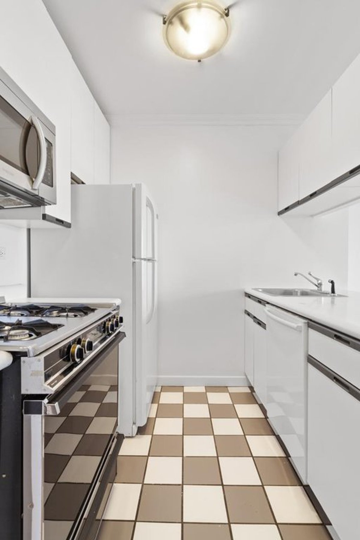 Photo for The Strand - 500 West 43rd Street Condominium in Midtown West, Manhattan