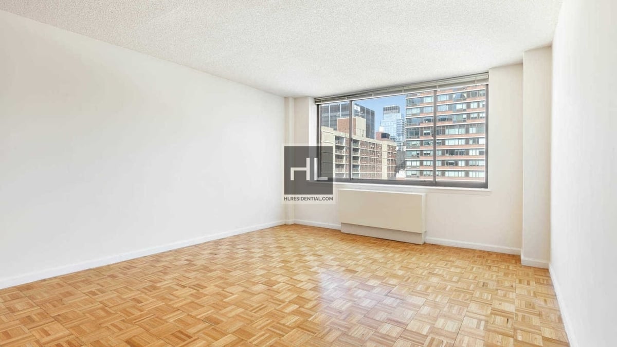 Photo for 160 East 38th Street - 160 East 38th Street Cooperative in Murray Hill, Manhattan