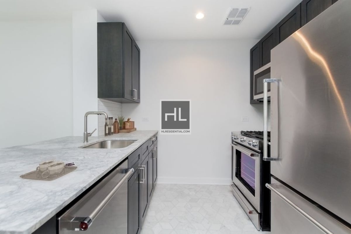 Photo for 21 West End Avenue - 21 West End Avenue Condominium in Upper West Side, Manhattan
