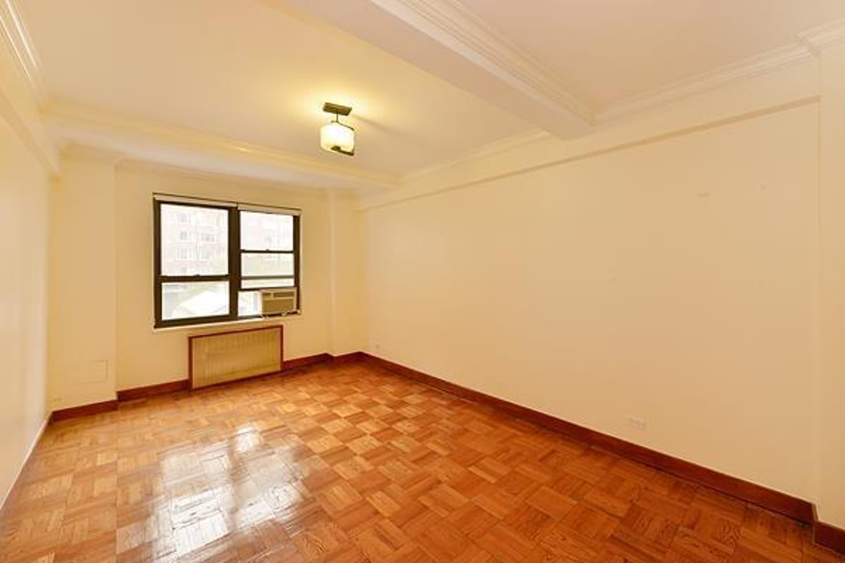 Photo for Morgan Park Condominium - 30 East 37th Street Condominium in Murray Hill, Manhattan