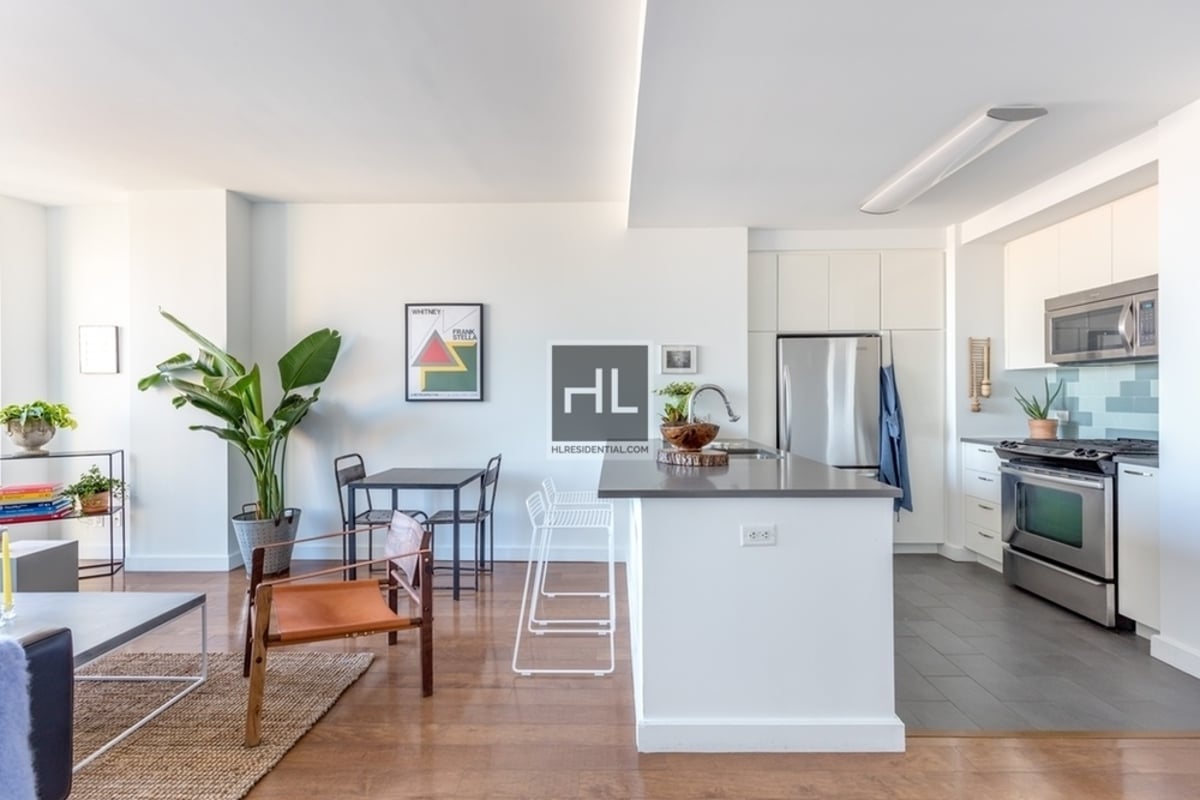 Photo for 80 Dekalb - 80 Dekalb Avenue Rental Building in Fort Greene, Brooklyn