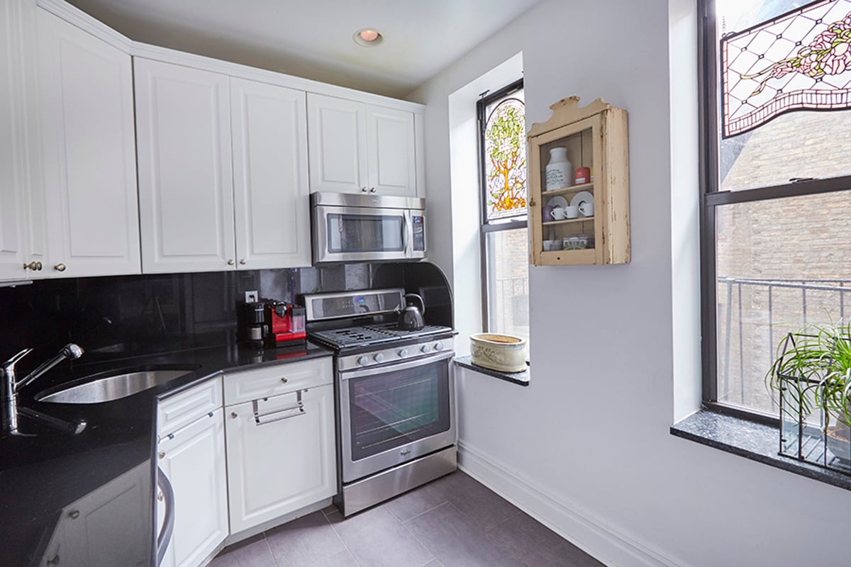 Photo for 725 RIVERSIDE DRIVE - 725 Riverside Drive Condominium in Harlem, Manhattan