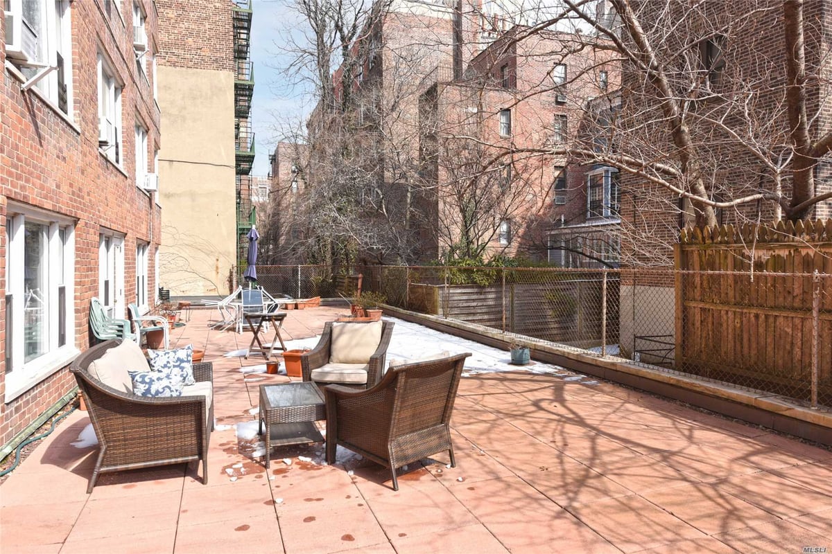 Photo for 135 Willow Street - 135 Willow Street Cooperative in Brooklyn Heights, Brooklyn