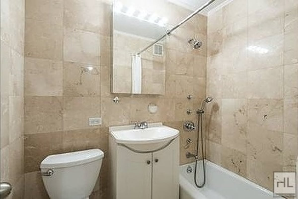 Photo for 215 East 80th Street - 215 East 80th Street Condominium in Upper East Side, Manhattan