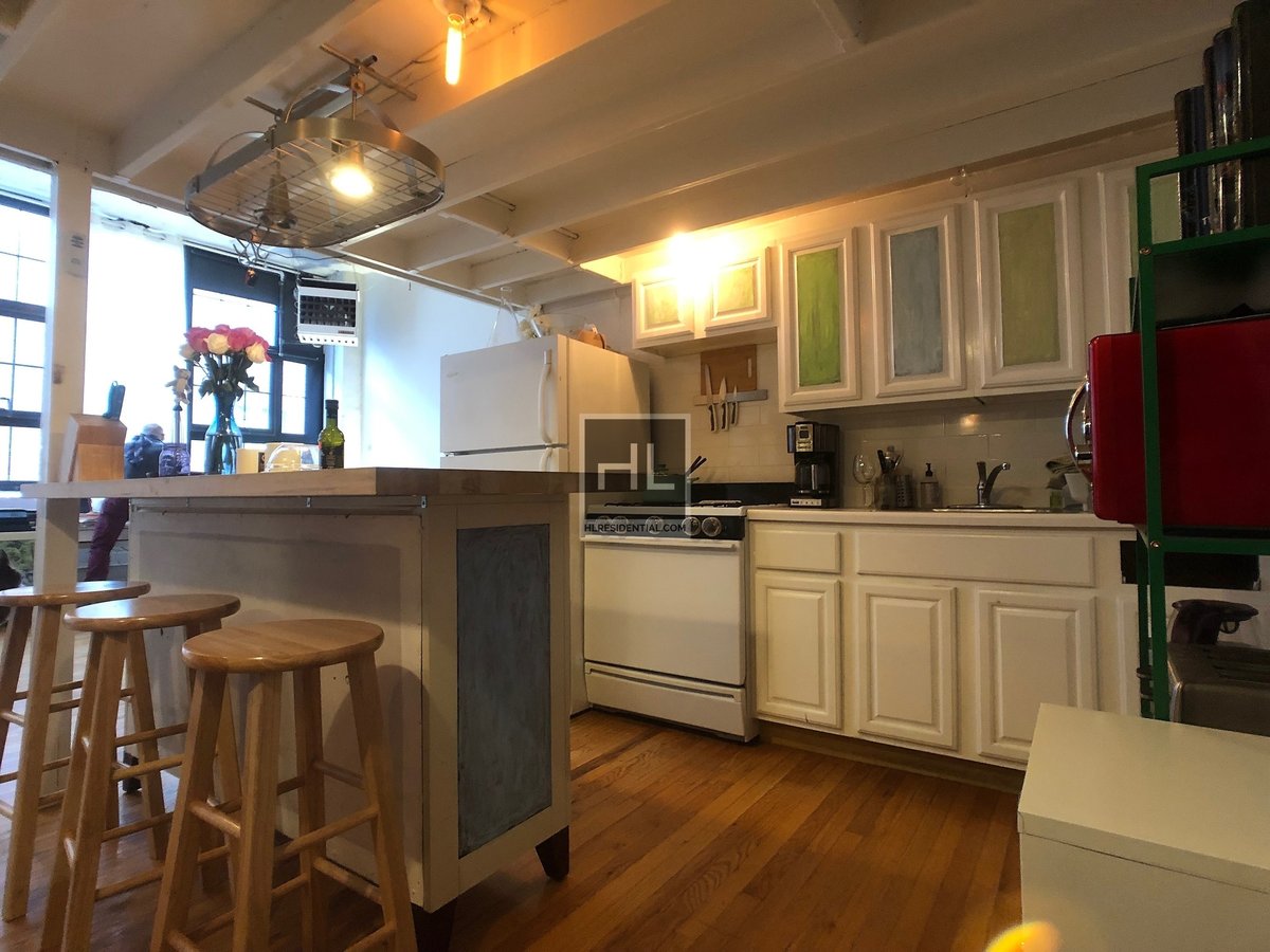 Photo for 248 Mc Kibbin Street - 248 Mc Kibbin Street Rental Building in East Williamsburg, Brooklyn