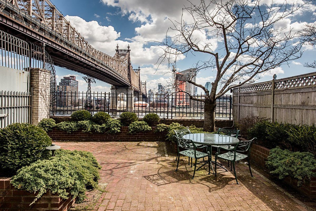 Photo for 35 SUTTON PLACE - 35 Sutton Place Cooperative in Midtown East, Manhattan