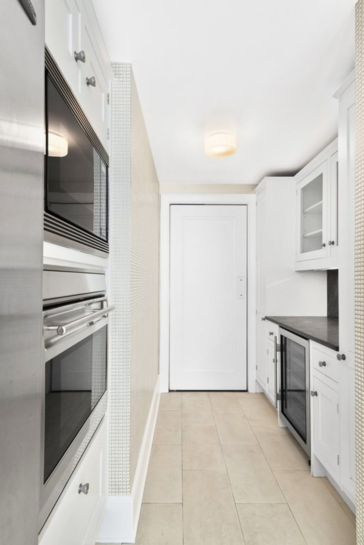 Photo for 530 Park Avenue - 530 Park Avenue Condominium in Upper East Side, Manhattan