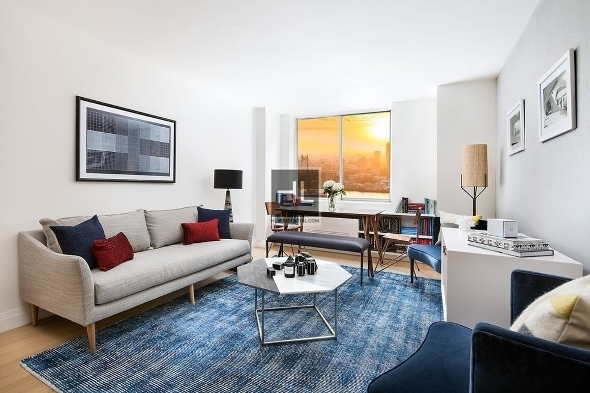 Photo for Oriana - 420 East 54th Street Rental Building in Sutton Place, Manhattan