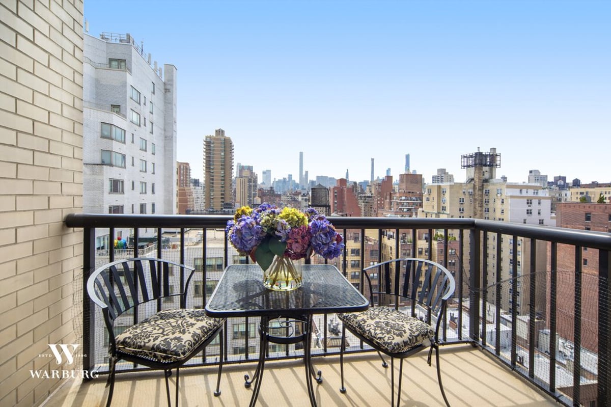 Photo for Evans Tower Condominium - 171 East 84th Street Condominium in Upper East Side, Manhattan