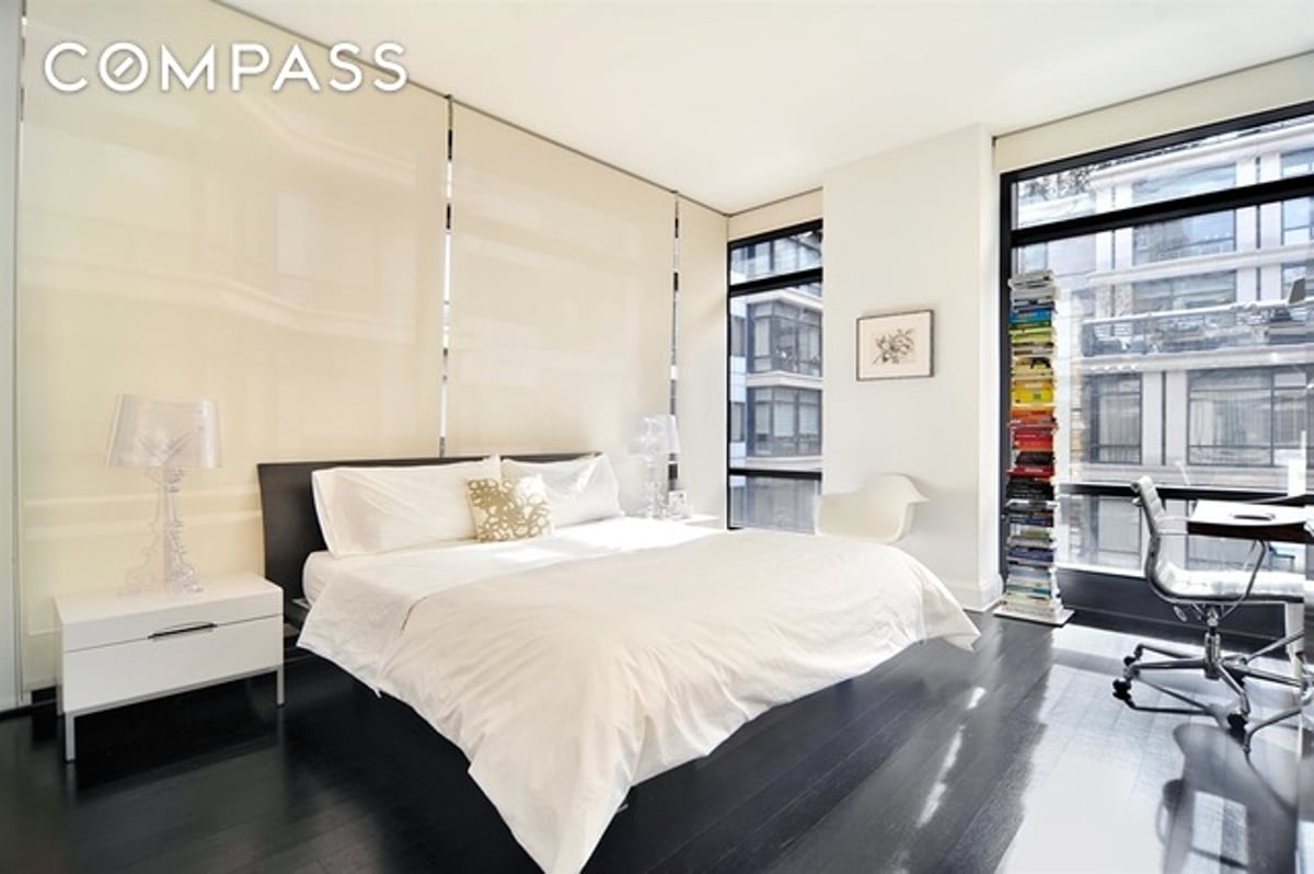 Photo for 170 East End Avenue - 170 East End Avenue Condominium in Upper East Side, Manhattan