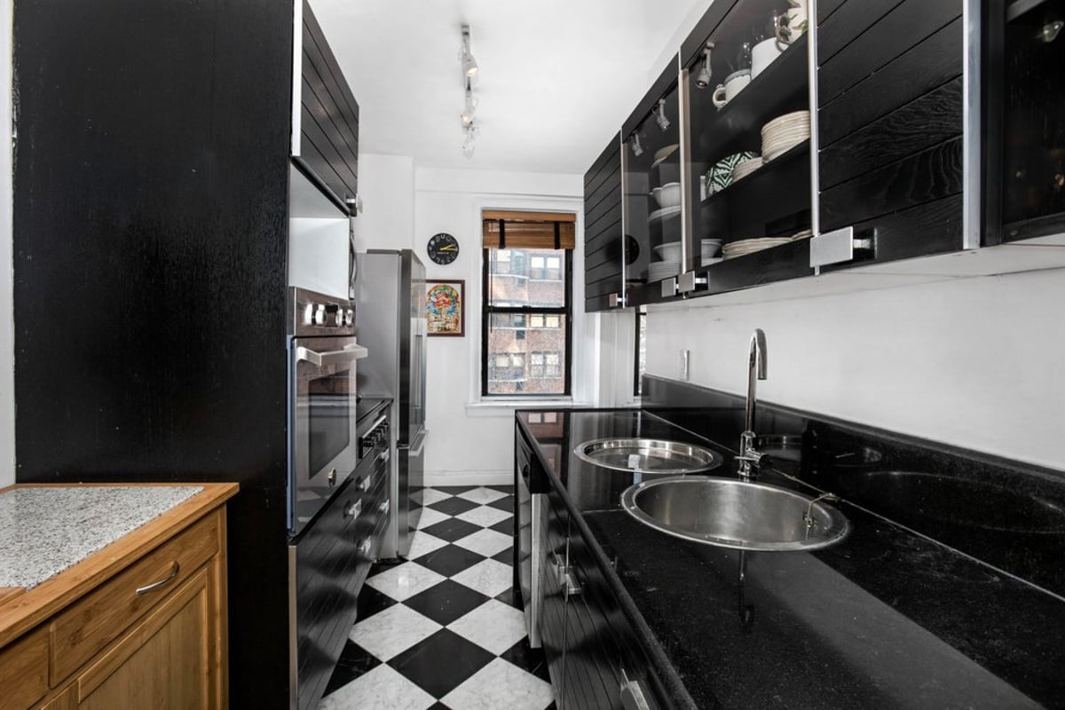 Photo for 321 East 54th Street - 321 East 54th Street Cooperative in Midtown East, Manhattan