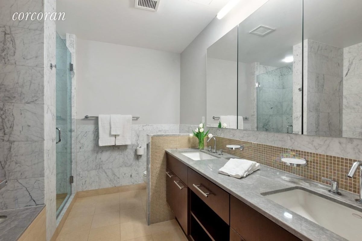 Photo for Onyx Chelsea - 261 West 28th Street Condominium in Chelsea, Manhattan