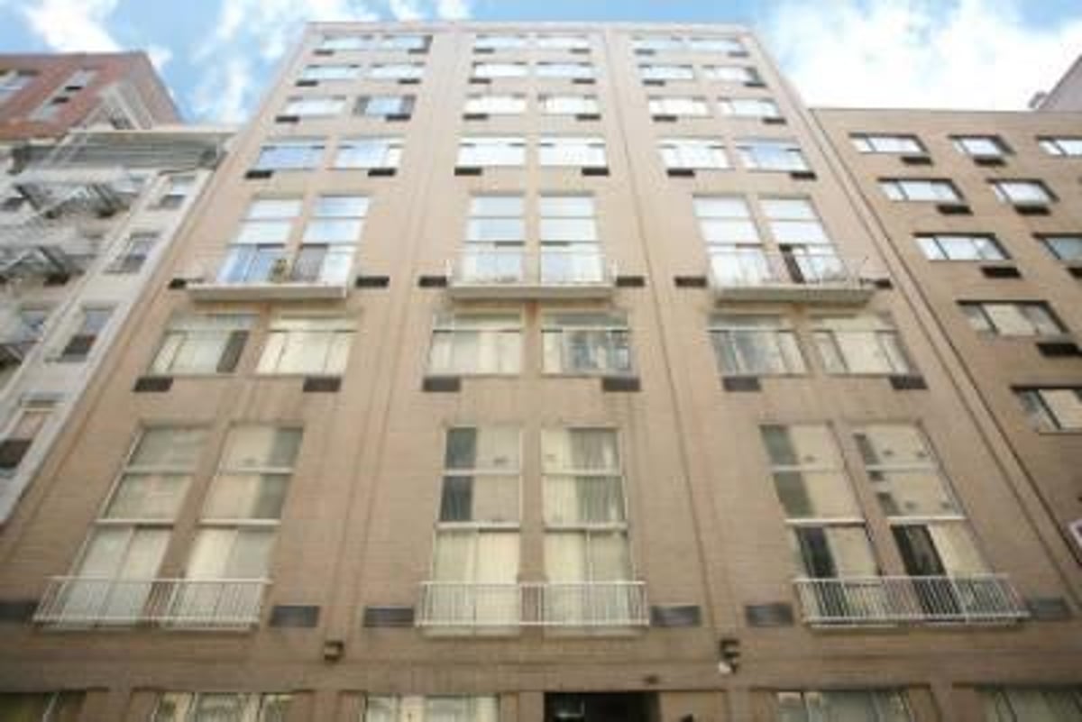 Photo for 220 EAST 24 STREET - 220 East 24th Street Rental Building in Kips Bay, Manhattan