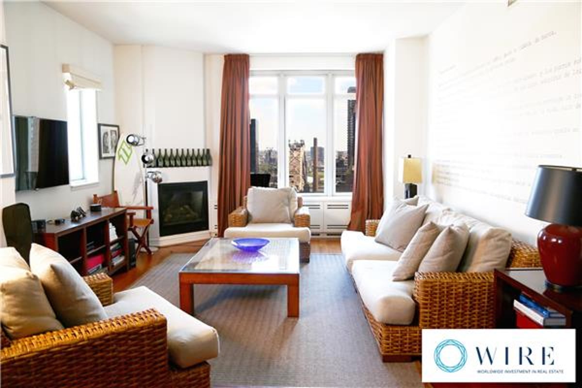 Photo for 205 East 59th Street - 205 East 59th Street Condominium in Upper East Side, Manhattan