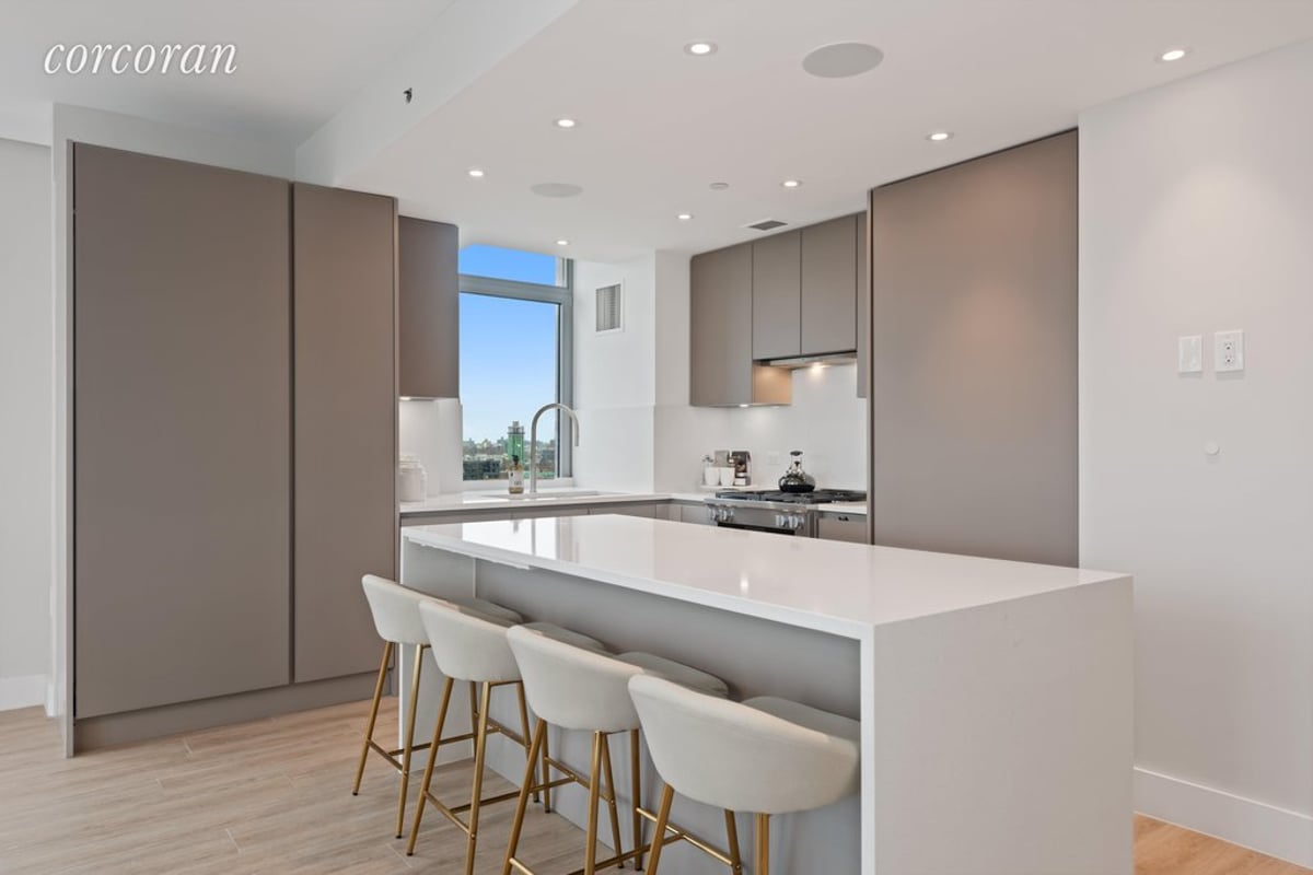 Photo for Fifth on the Park - 1485 Fifth Avenue Condominium in Harlem, Manhattan