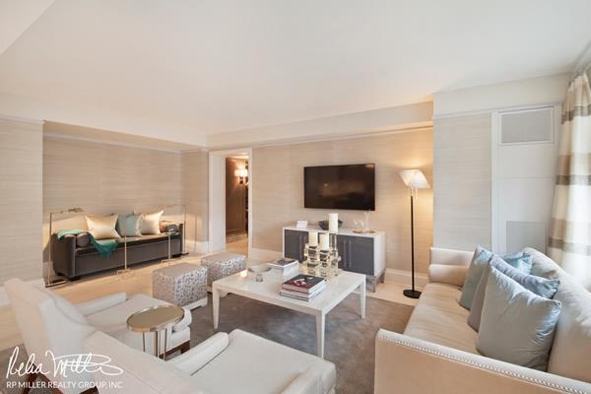 Photo for The Park Loggia - 15 West 61St Street Condominium in Upper West Side, Manhattan