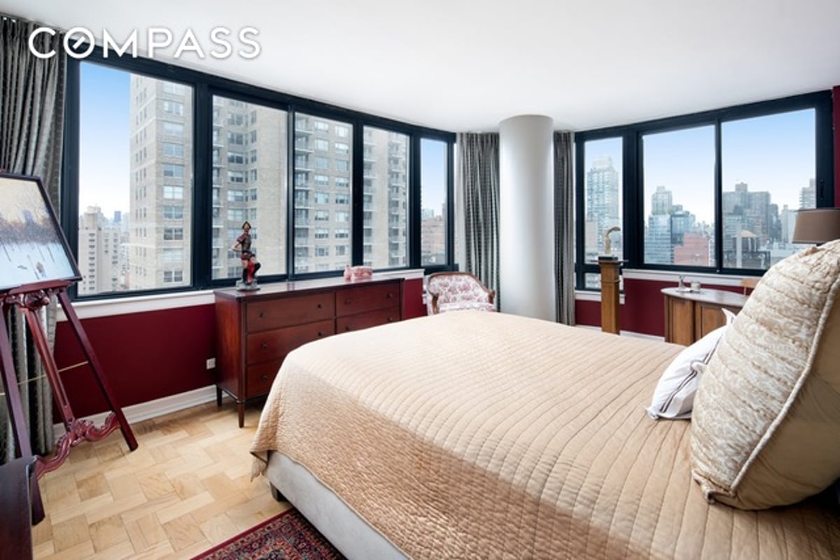 Photo for The Channel Club - 455 East 86th Street Condominium in Upper East Side, Manhattan