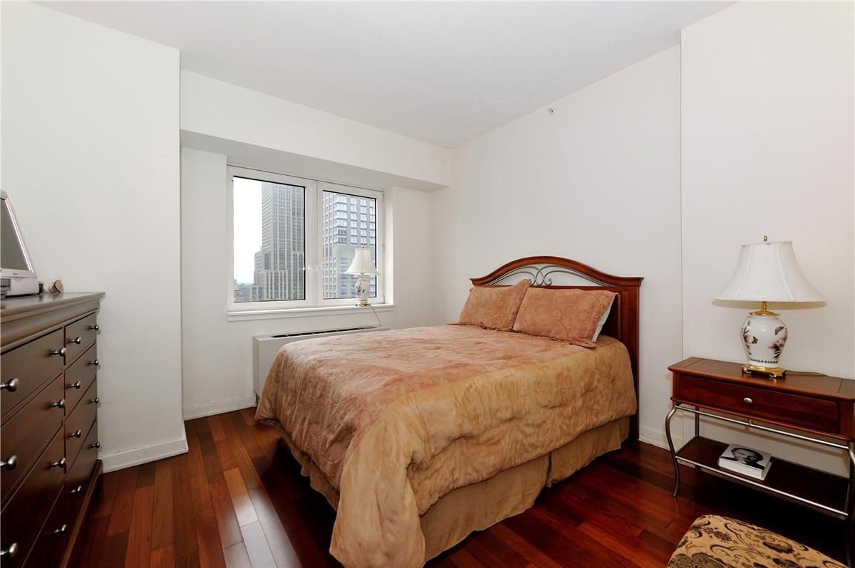Photo for 425 Fifth Avenue - 425 Fifth Avenue Condominium in Murray Hill, Manhattan