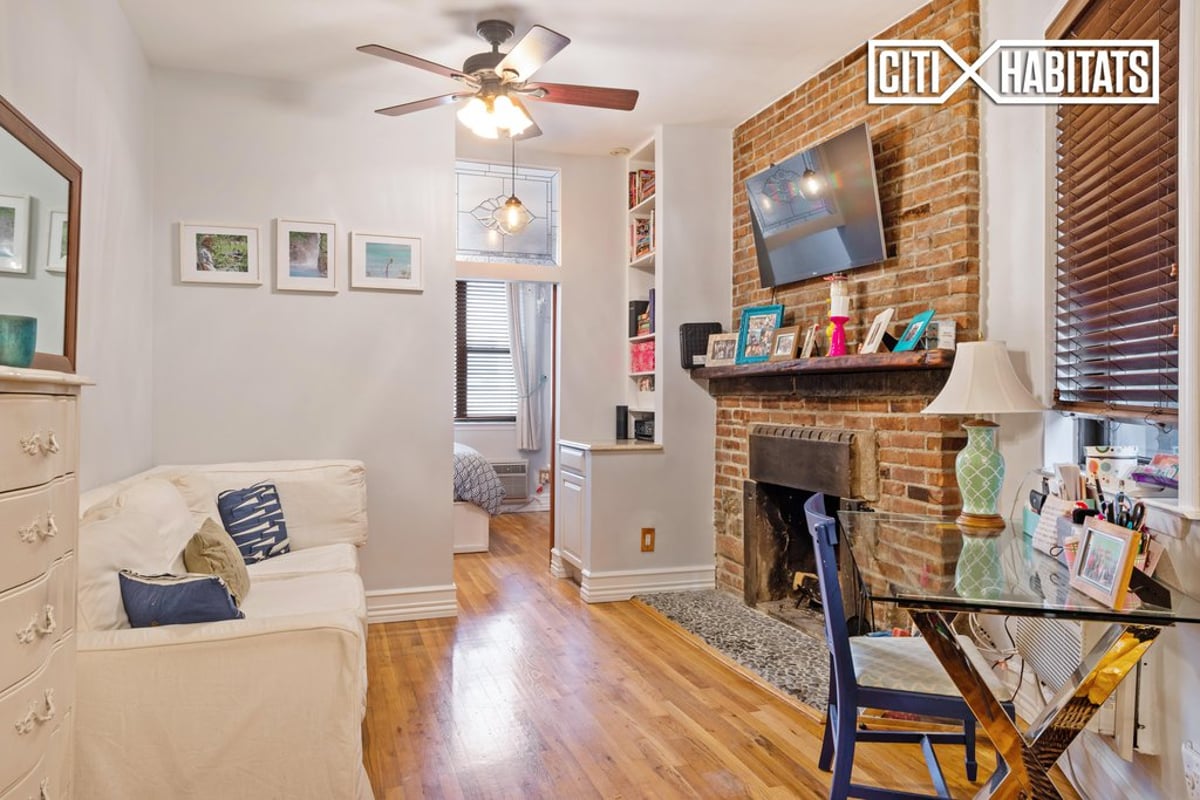 Photo for 252 West 20th Street - 252 West 20th Street Cooperative in Chelsea, Manhattan