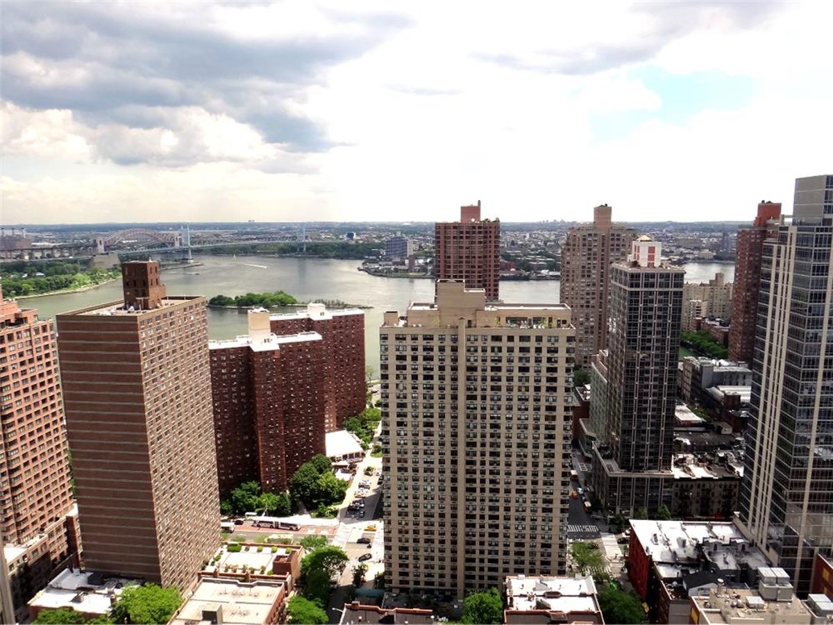 Photo for 677 West End Avenue - 677 West End Avenue Cooperative in Upper West Side, Manhattan