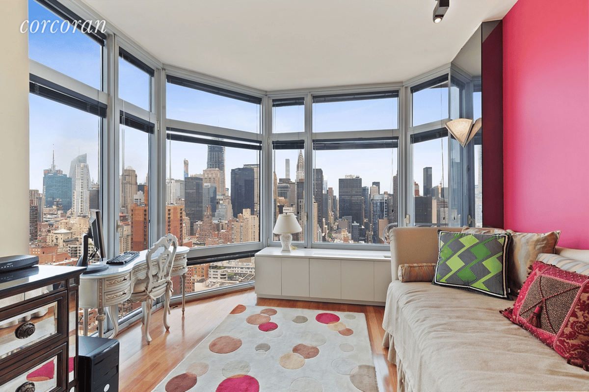 Photo for The Future Condominium - 200 East 32nd Street Condominium in Murray Hill, Manhattan