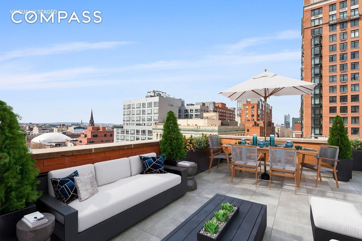 Photo for Boulevard East - 53 Boerum Place Condominium in Boerum Hill, Brooklyn