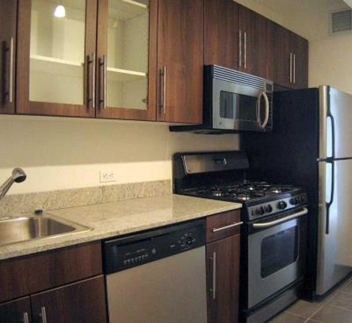 Photo for Cocoa Exchange - 1 Wall Street Court Condominium in Financial District, Manhattan