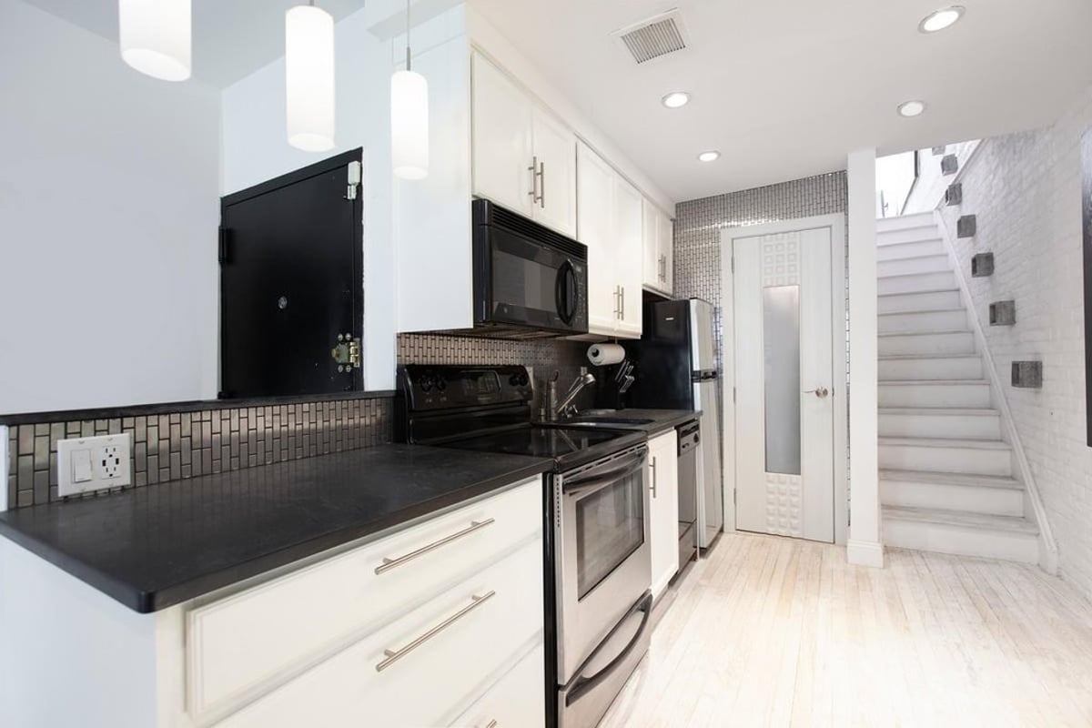 Photo for 410 West 25th Street - 410 West 25th Street Cooperative in Chelsea, Manhattan