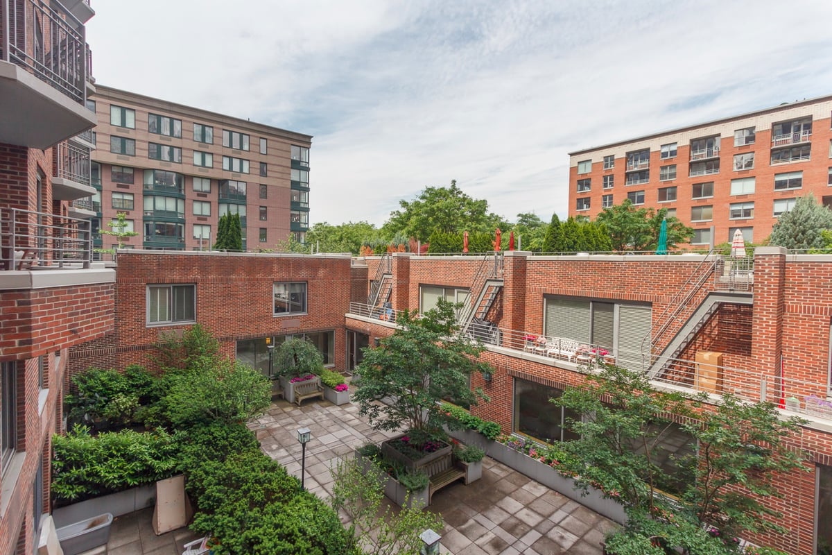 Photo for The Cove Club - 2 South End Avenue Condominium in Battery Park City, Manhattan