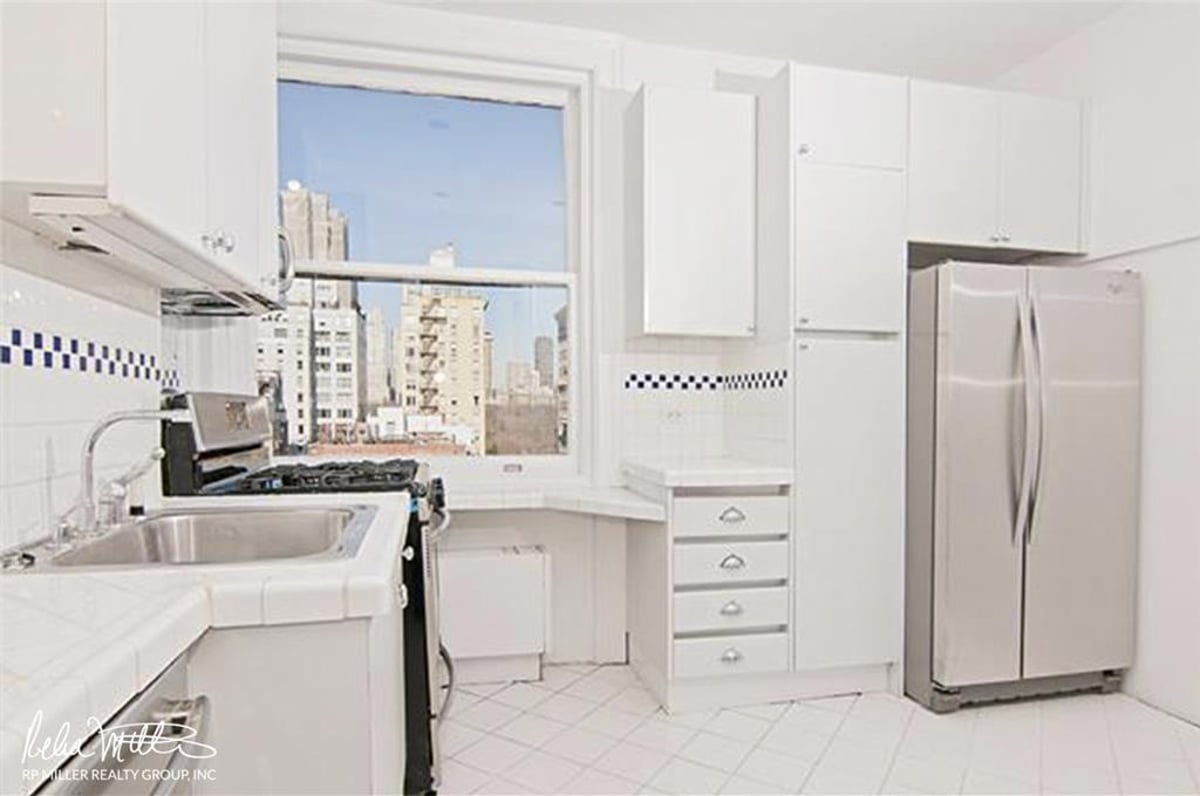 Photo for The Leonori - 26 East 63rd Street Condominium in Upper East Side, Manhattan