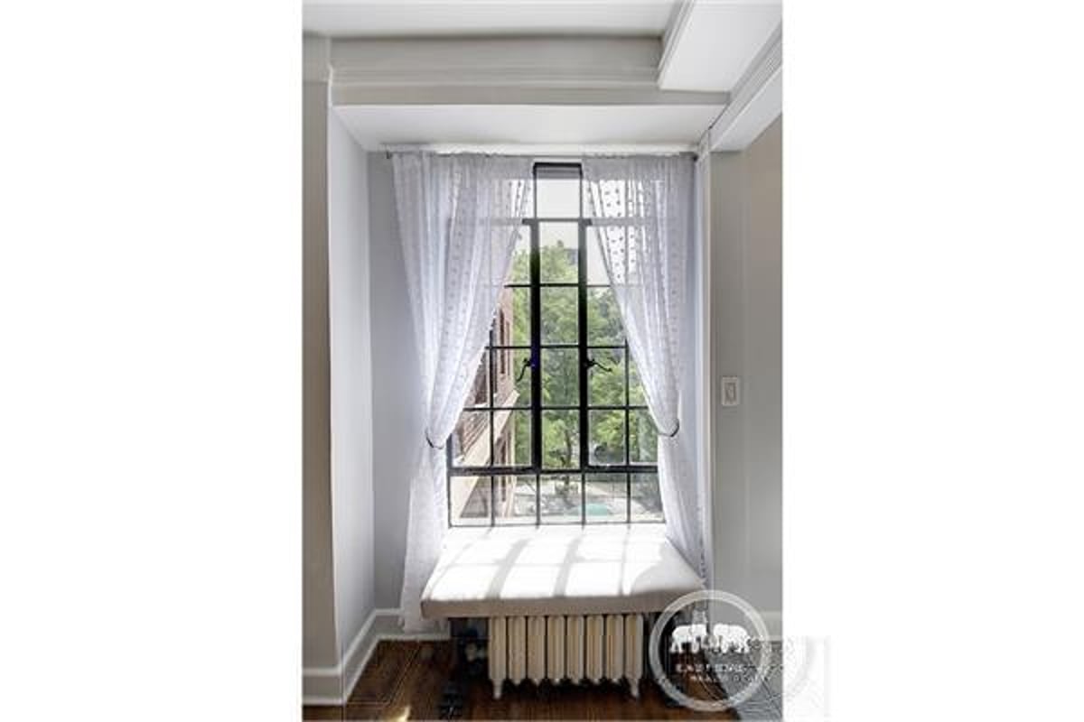 Photo for The Manor - 333 East 43rd Street Cooperative in Turtle Bay, Manhattan