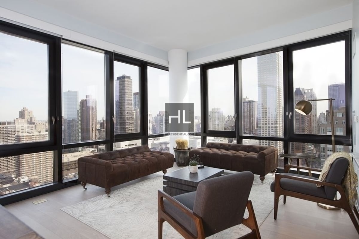 Photo for 21 West End Avenue - 21 West End Avenue Condominium in Upper West Side, Manhattan