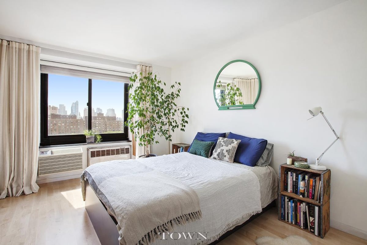 Photo for 185 Hall Street - 185 Hall Street Cooperative in Clinton Hill, Brooklyn