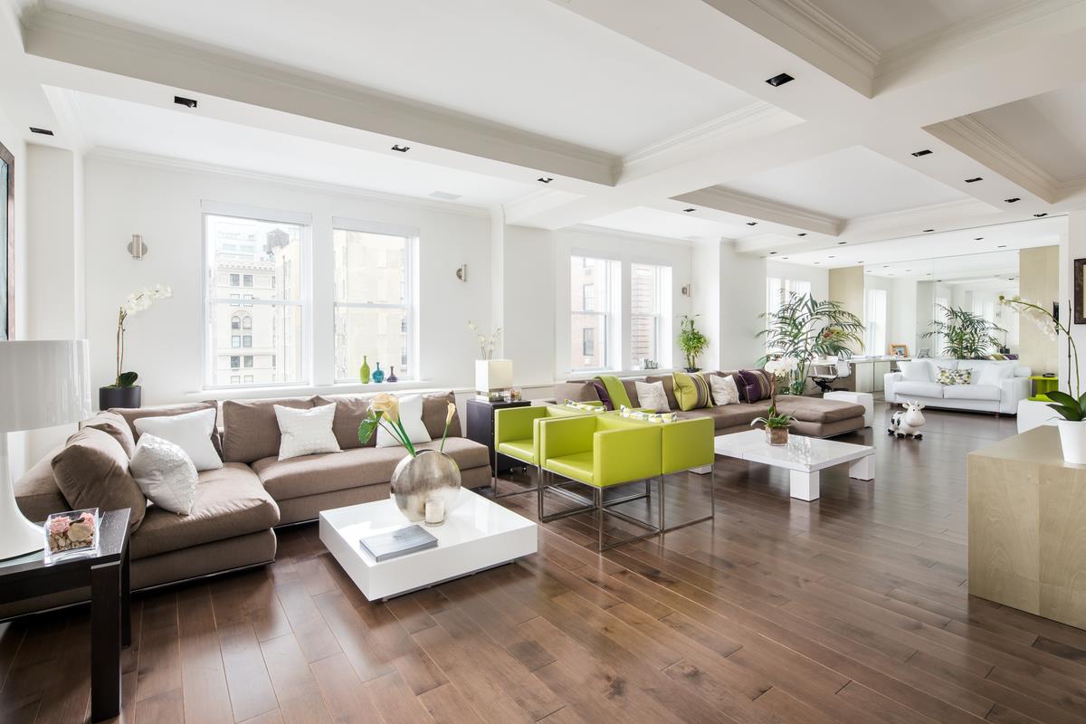 Photo for The Mayfair - 610 Park Avenue Condominium in Upper East Side, Manhattan