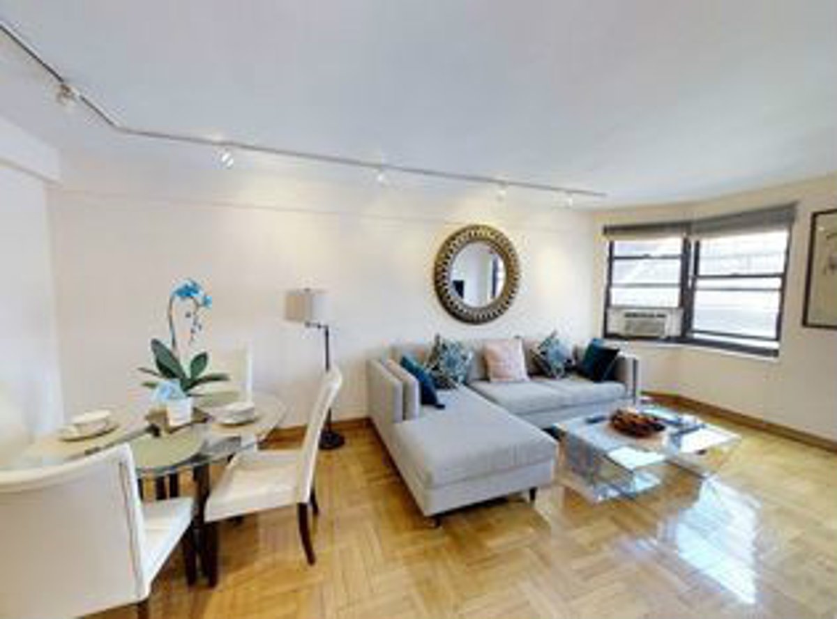 Photo for Lex 54 - 135 East 54th Street Condominium in Midtown East, Manhattan