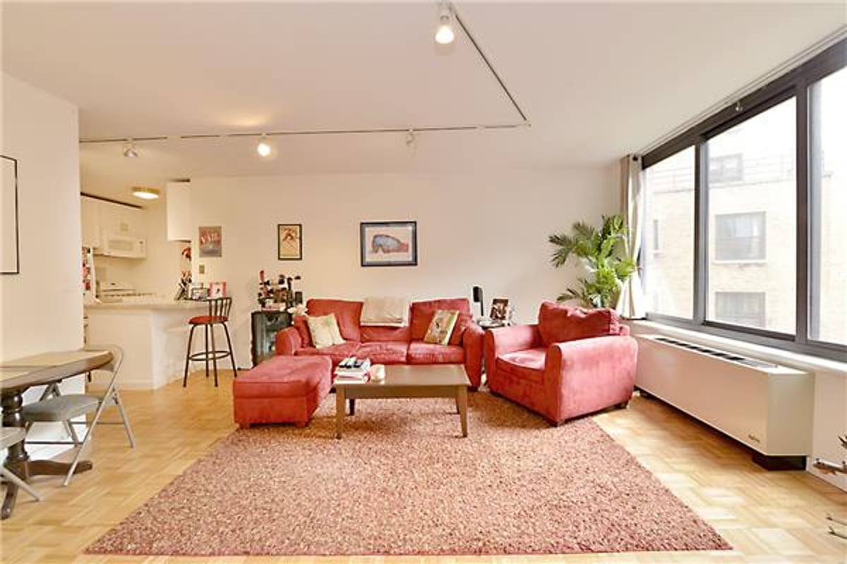 Photo for Coronado - 155 West 70th Street Condominium in Upper West Side, Manhattan