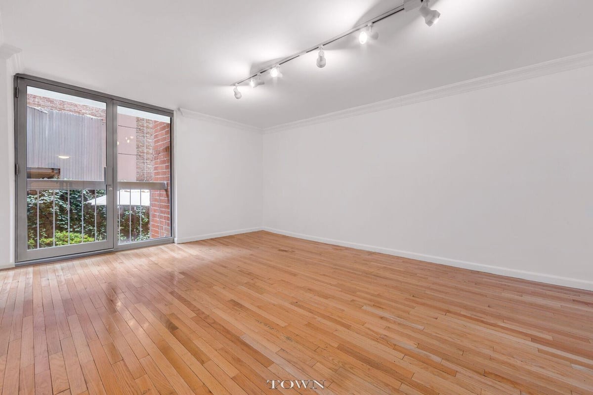 Photo for 184 Thompson Street - 184 Thompson Street Condominium in Greenwich Village, Manhattan