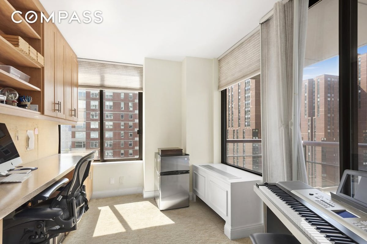 Photo for 677 West End Avenue - 677 West End Avenue Cooperative in Upper West Side, Manhattan